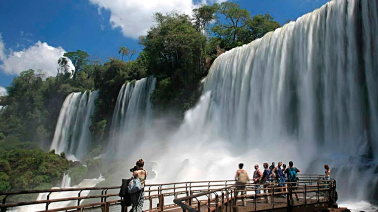 Il Parco Iguazú può essere praticamente visitato e visitato al 90% con condizioni di accessibilità per tutte le disabilità (Télam)